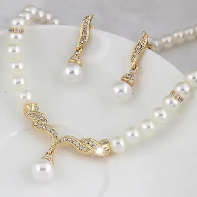 Shining Diva Stylish Design Fancy Pearl Necklace 